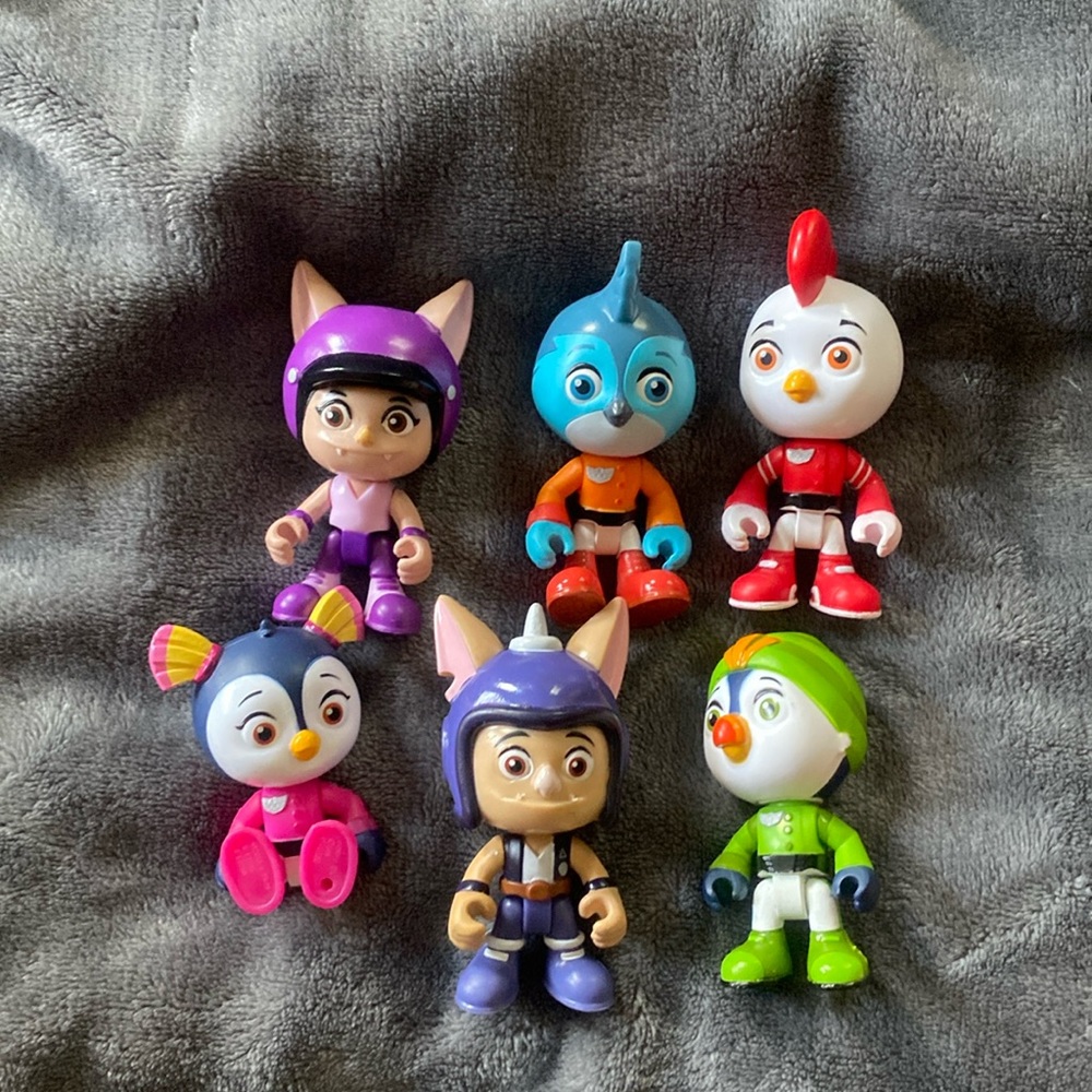 Hasbro Top Wing 6 character pack